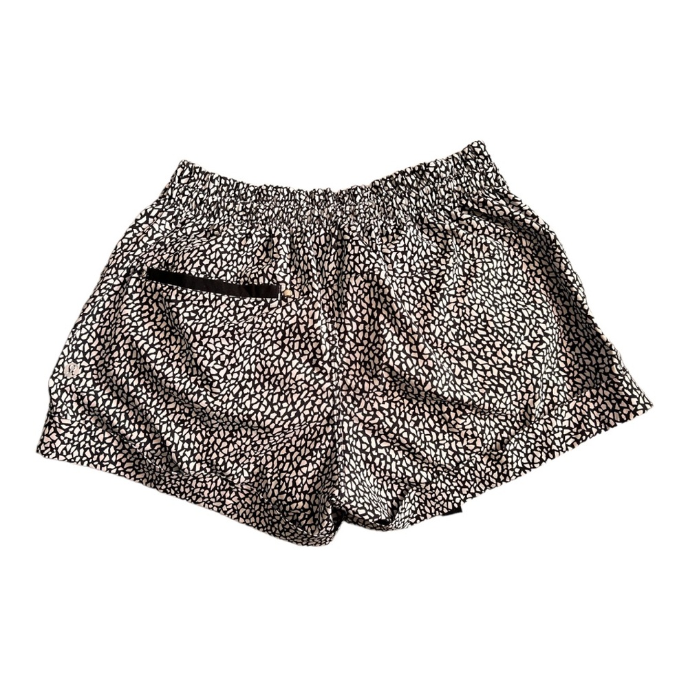 lululemon Women spring break away short Size 6 - Picture 4 of 9